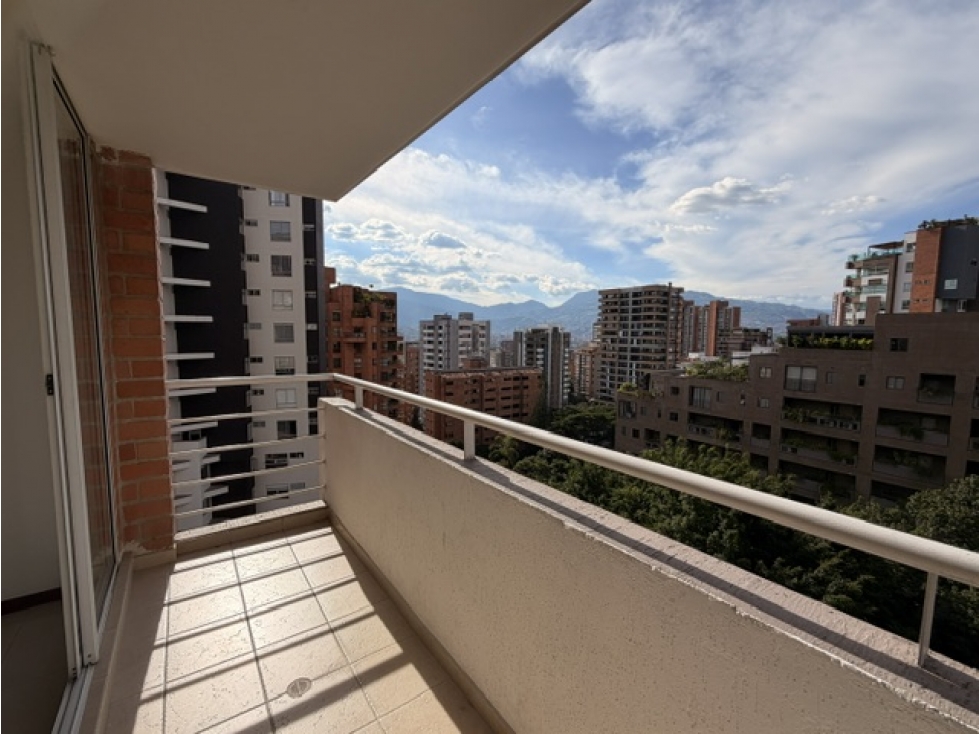 Apartamento para venta en Medellín, barrio el poblado, sector lalinde — foto 3