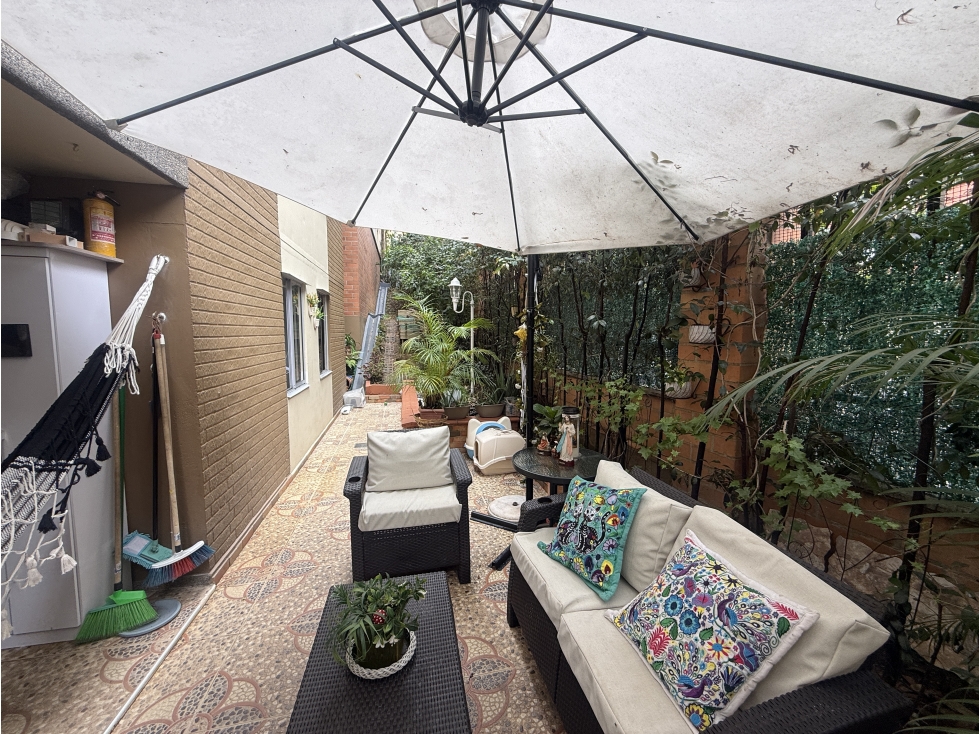 Lindo apartamento con amplia terraza sector plano Camino verde.