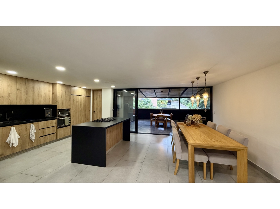 Apartamento remodelado con terraza en El Poblado, Medellin — foto 3