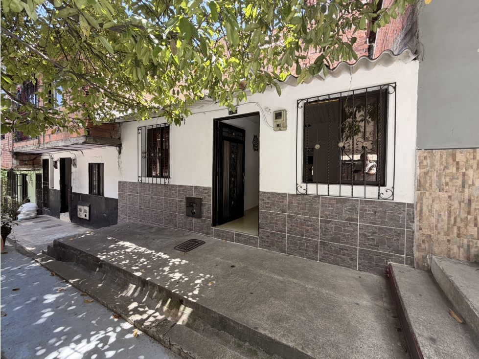 Casa en venta, Toscana, Medellín