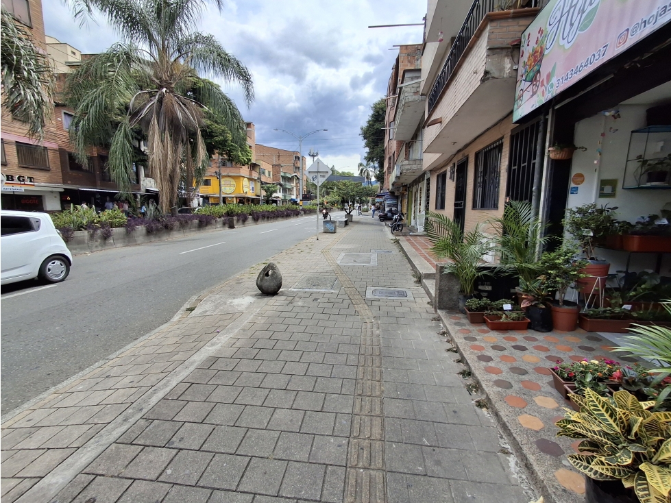 Local comercial en venta, Itagüí - Antioquia, sector Santa María — foto 3