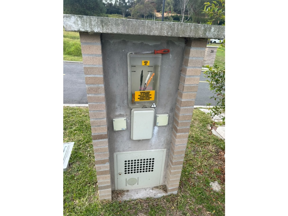 Lote en Exclusiva Parcelación en Venta en la Ceja — foto 3