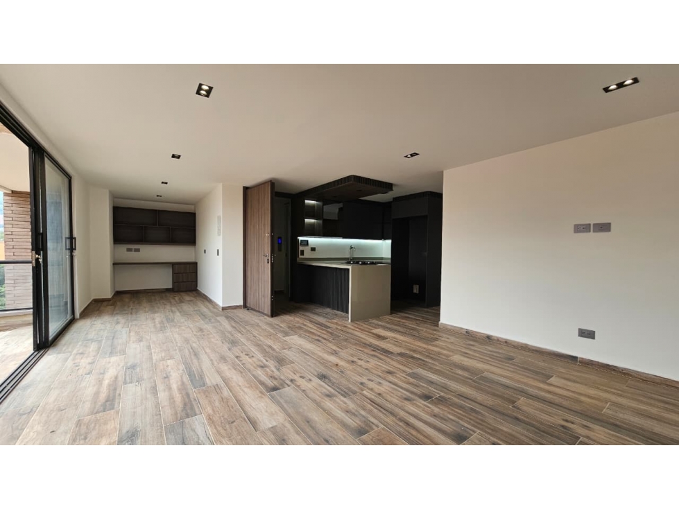 Apartamento Conquistadores | 1 por piso | 3 alcobas | 90 Mts $870M