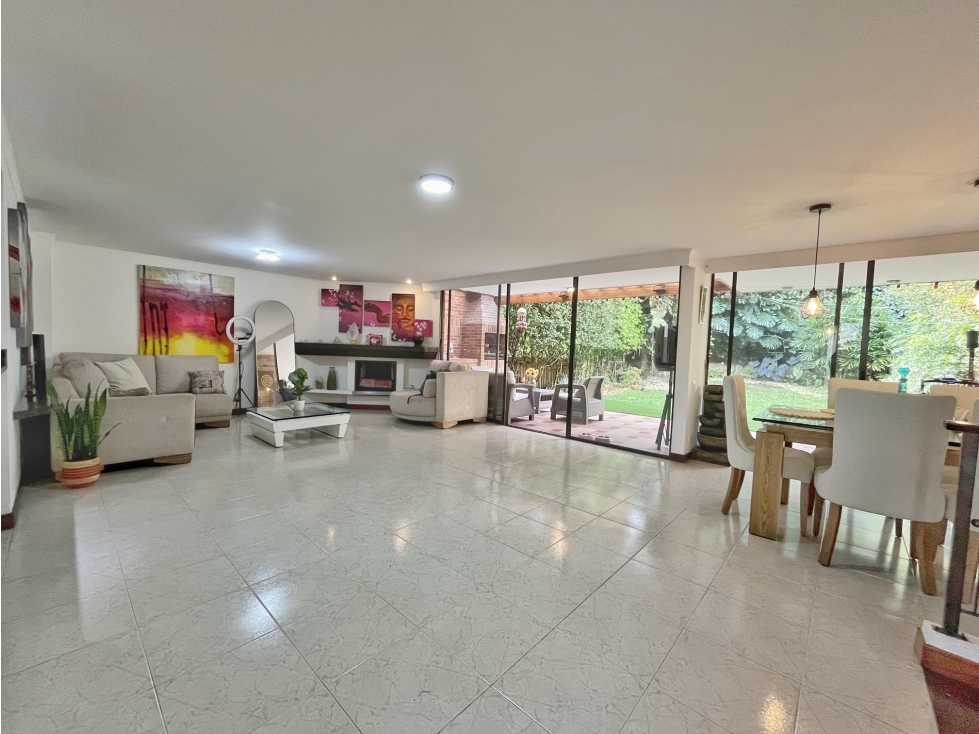 Casa Envigado con jardín