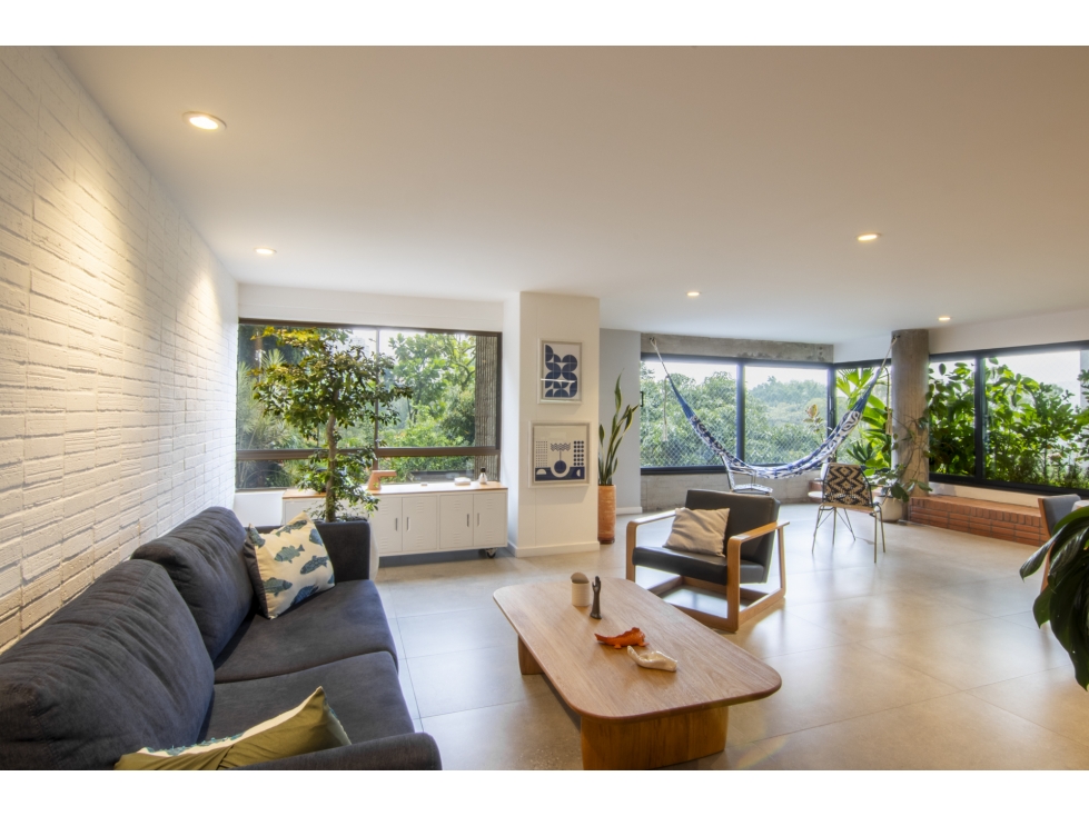 Apartamento en venta en sector de el Tesoro - El Poblado — foto 2