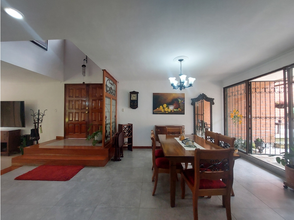 Casa independiente para la venta, Poblado, cola del zorro — foto 3