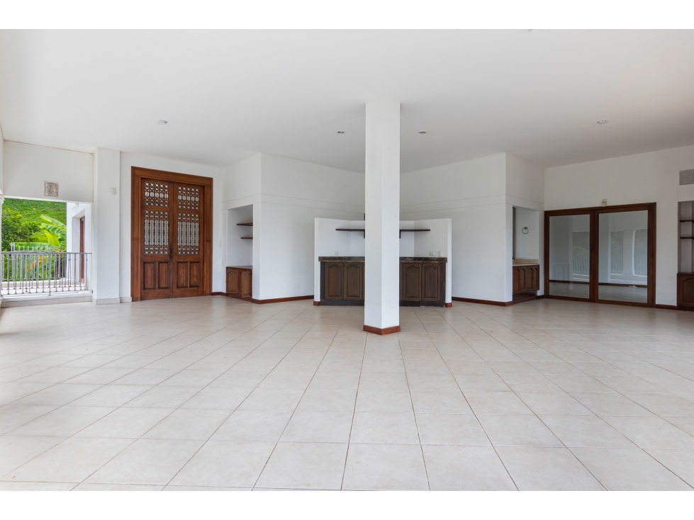 Casa en venta en Las Palmas - El Poblado — foto 2