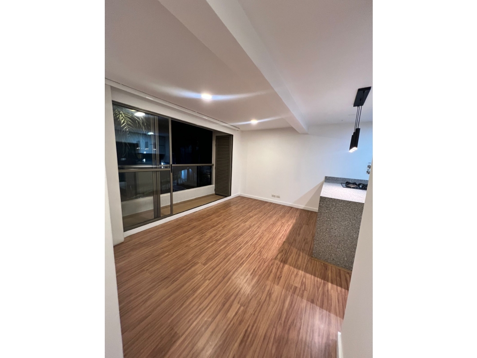 Apartamento Remodelado en La Loma de Los Bernal — foto 2