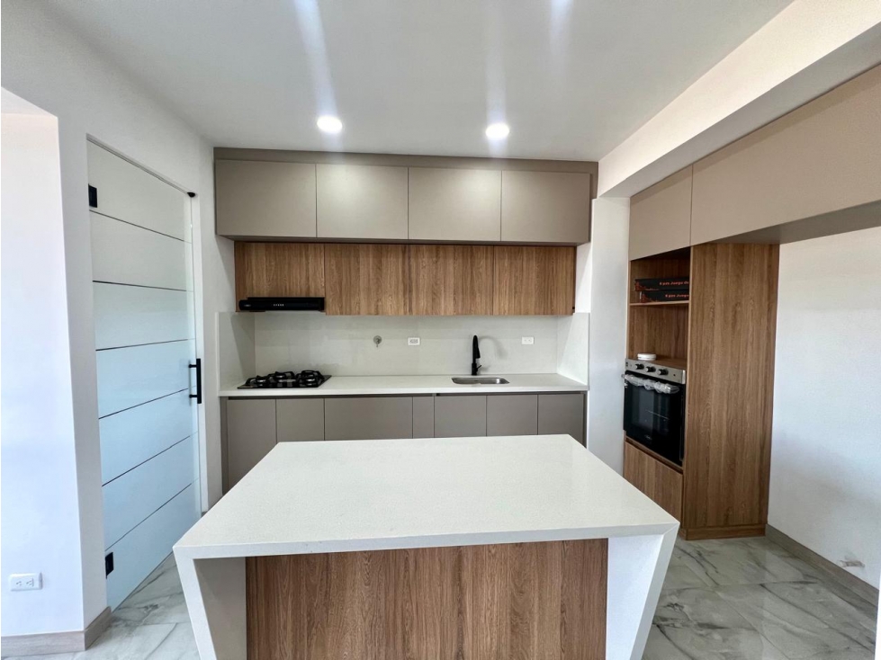 Exclusivo y Moderno Apartamento en Venta en Bello — foto 4