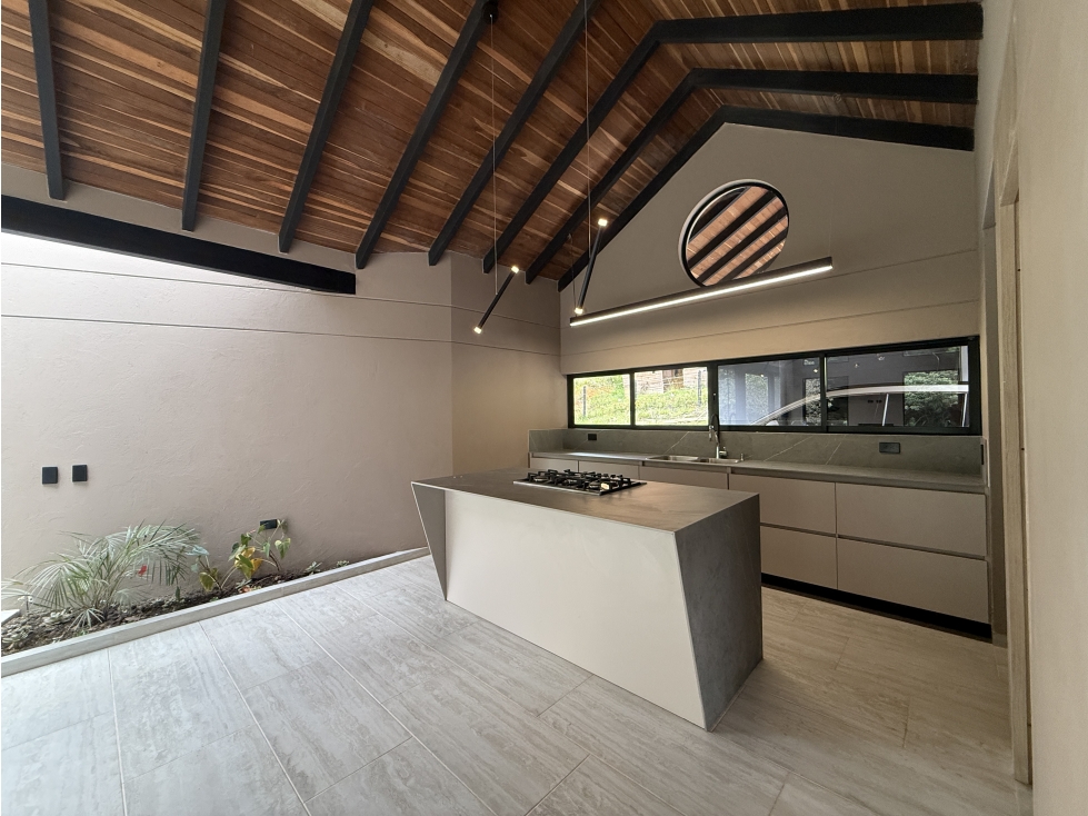 Casa en venta, Vereda Barro Blanco, Santa Elena — foto 3