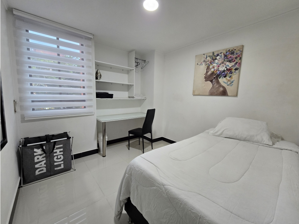 ¡Moderno y cÃ³modo apartamento a la venta en Laureles! — foto 5