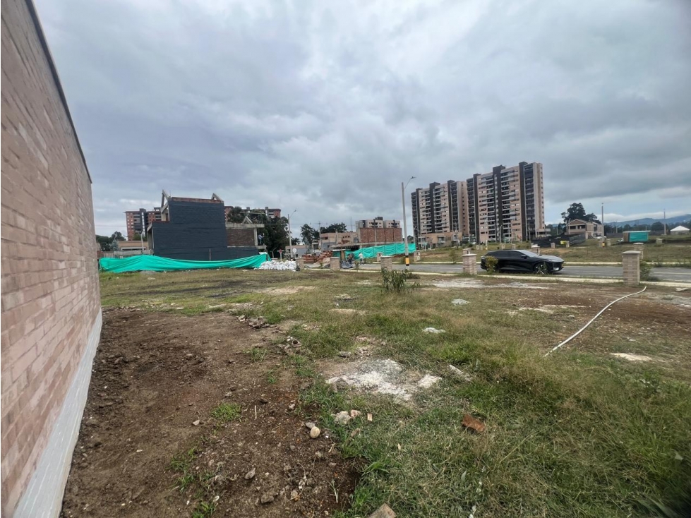 Lote Plano, Ubicación Central en Venta, San Antonio de Pereira — foto 4