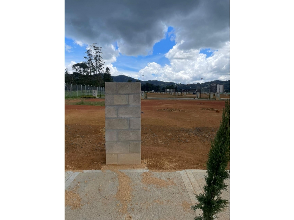 Lote en Venta en Zona de Gran Desarrollo en La Ceja — foto 4