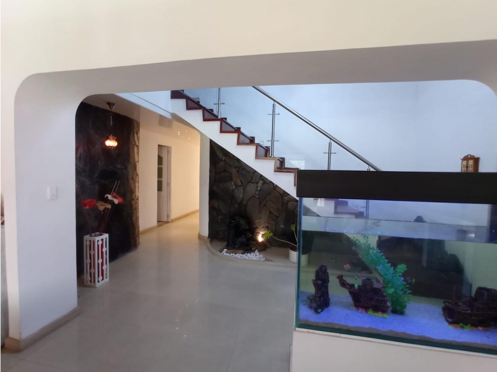 Apartamento Dúplex remodelado-Trav inferior — foto 6