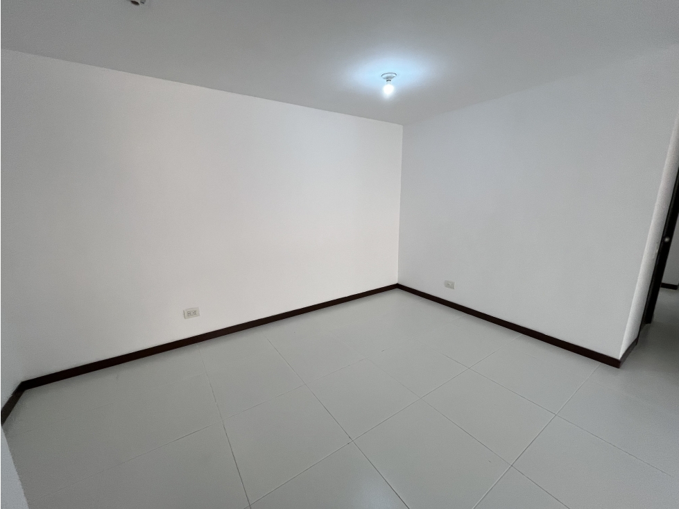 Apartamento en Envigado loma del barro a 3 min de avenida el poblado — foto 4