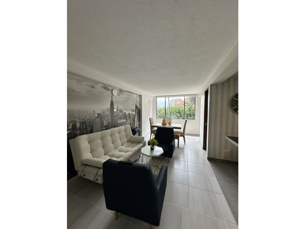 Apto amoblado en El Poblado La Frontera, REMODELADO