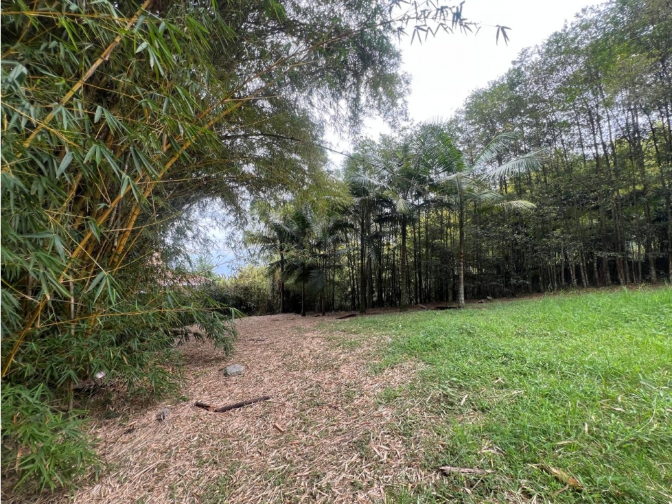 Lote Plano en Exclusiva Parcelación en Venta, en El Poblado — foto 4