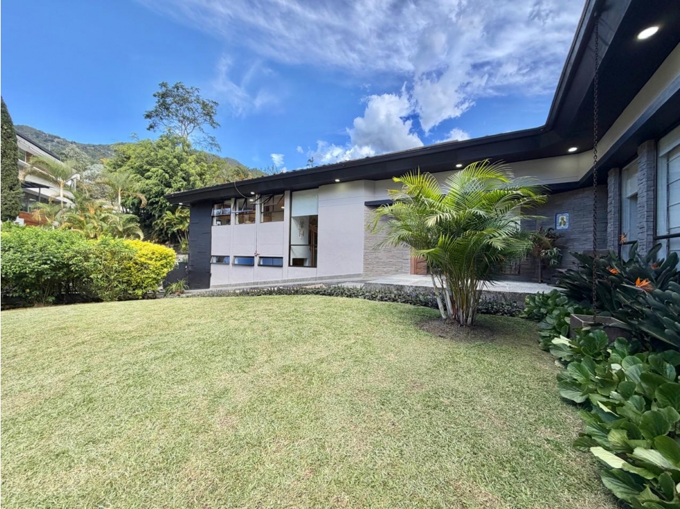 VENDO CASA POBLADO - BALSOS - COMPLETAMENTE REMODELADA — foto 2