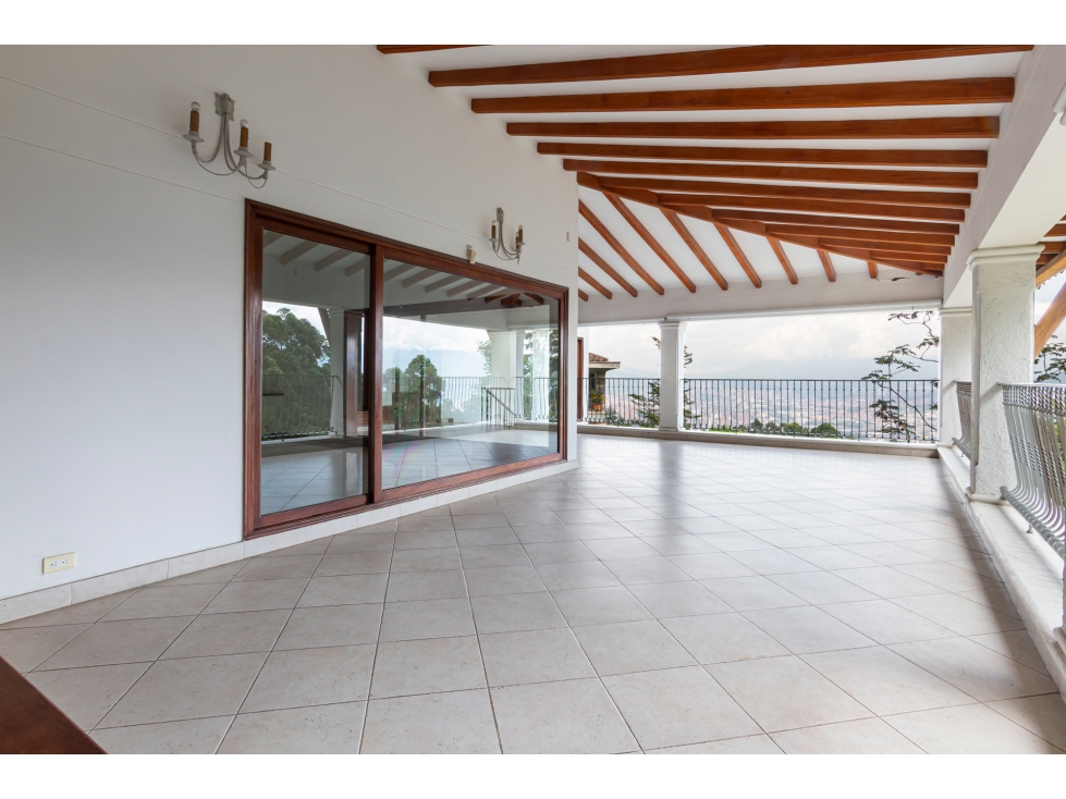 Casa en venta en Las Palmas - El Poblado — foto 6