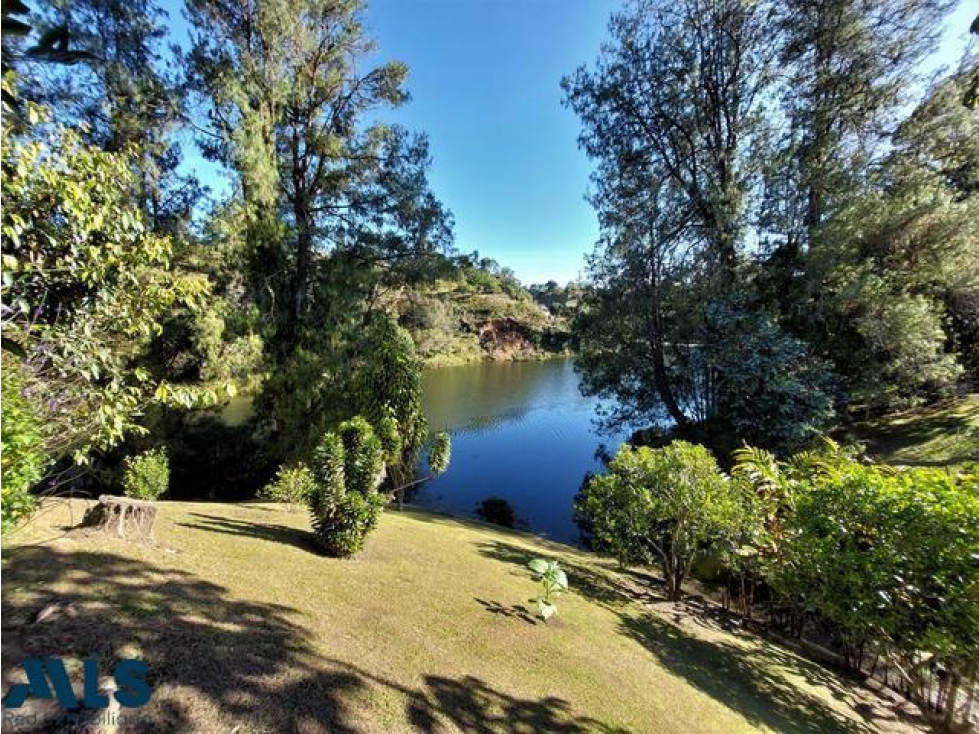 Espectacular propiedad con lago privado en el Oriente Antioqueño — foto 5