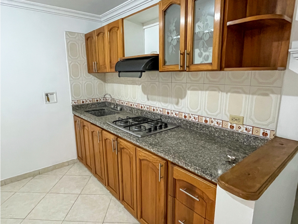 Apartamento en zona plana de Itagüí Las Asturias muy amplio.