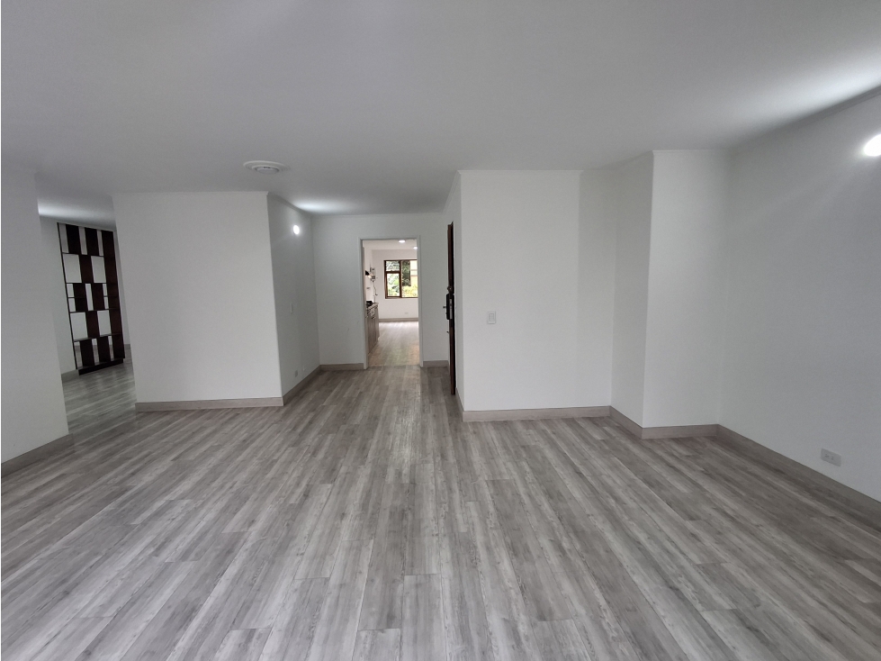 Apartamento en venta, El Poblado, sector Castropol — foto 5