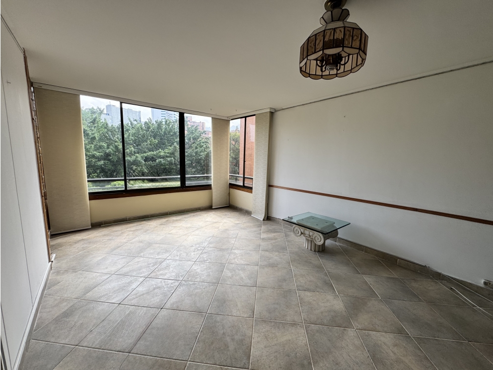 Apartamento con enorme potencial en el corazón de El Poblado — foto 5