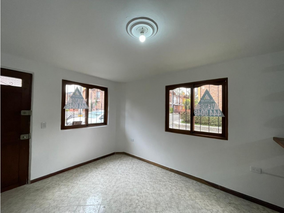 SE VENDE CASA UNIFAMILIAR, LA CEJA — foto 3