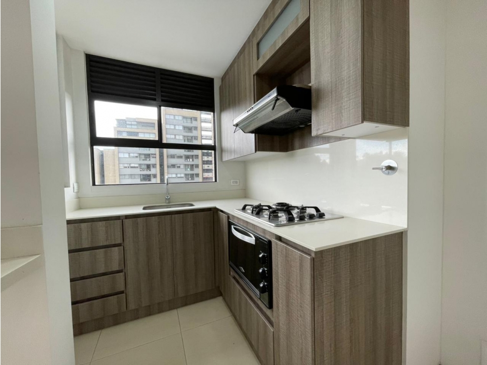 SE VENDE APARTAMENTO, RIONEGRO, EL PORVENIR — foto 2