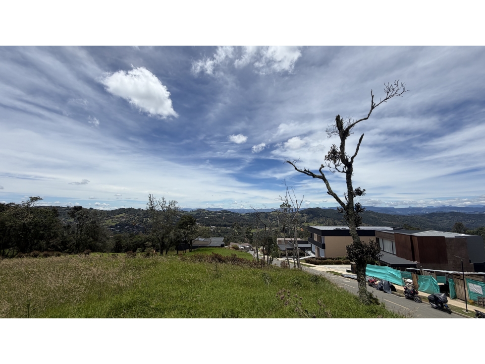 Lote con vista impresionante en el alto de las Palmas — foto 5