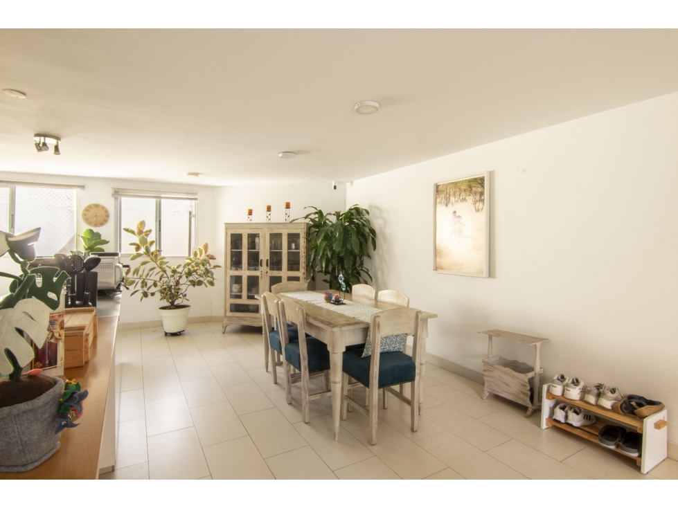 Apartamento dúplex remodelado cerca al primer parque de Laureles — foto 5