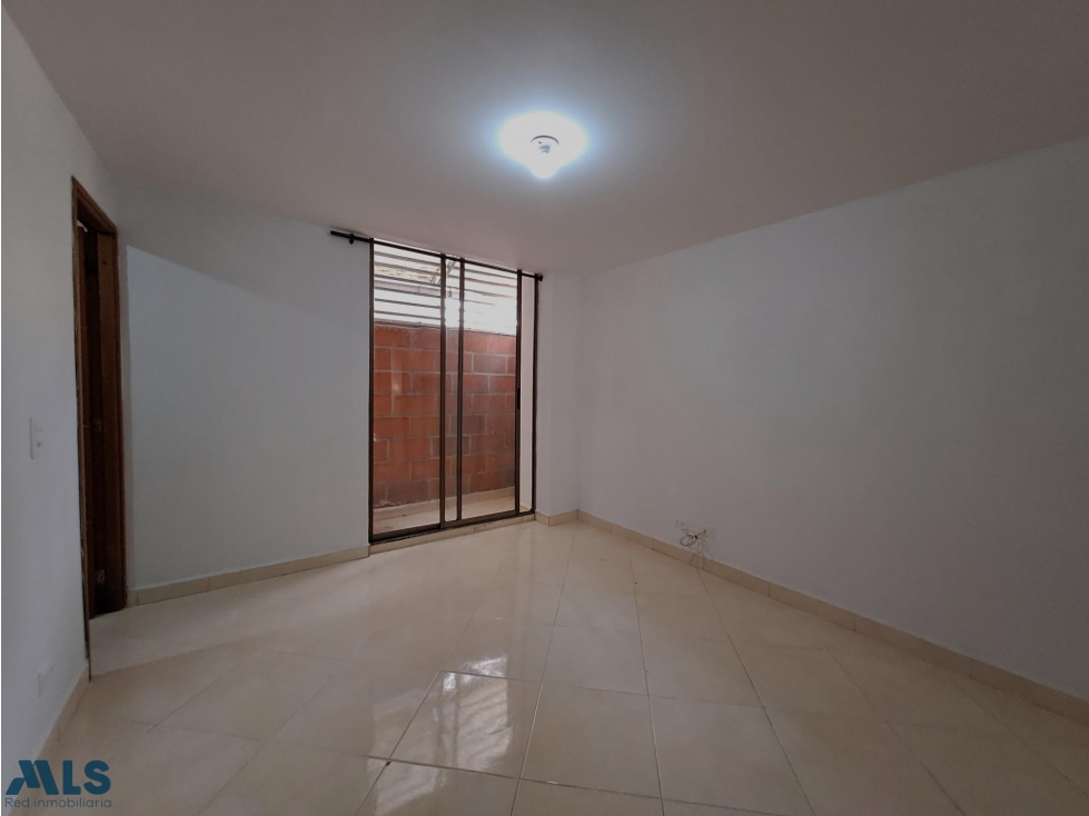 Apartamento en parte plana de sabaneta cerca de todo — foto 5