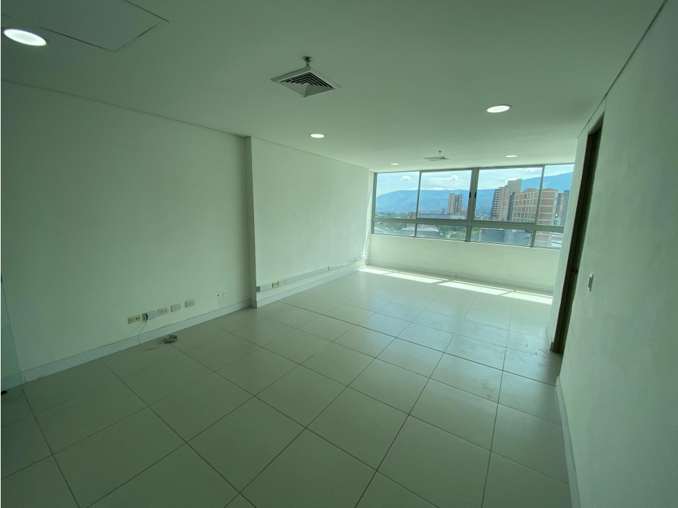 OFICINA PARA VENTA — foto 5