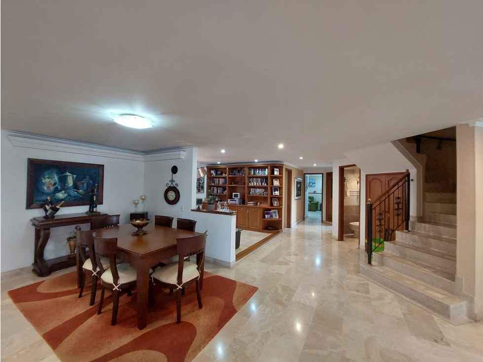 Apartamento en venta, en laureles