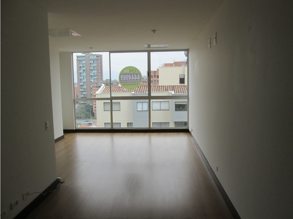 Oficina en venta en sector de Oviedo - El Poblado