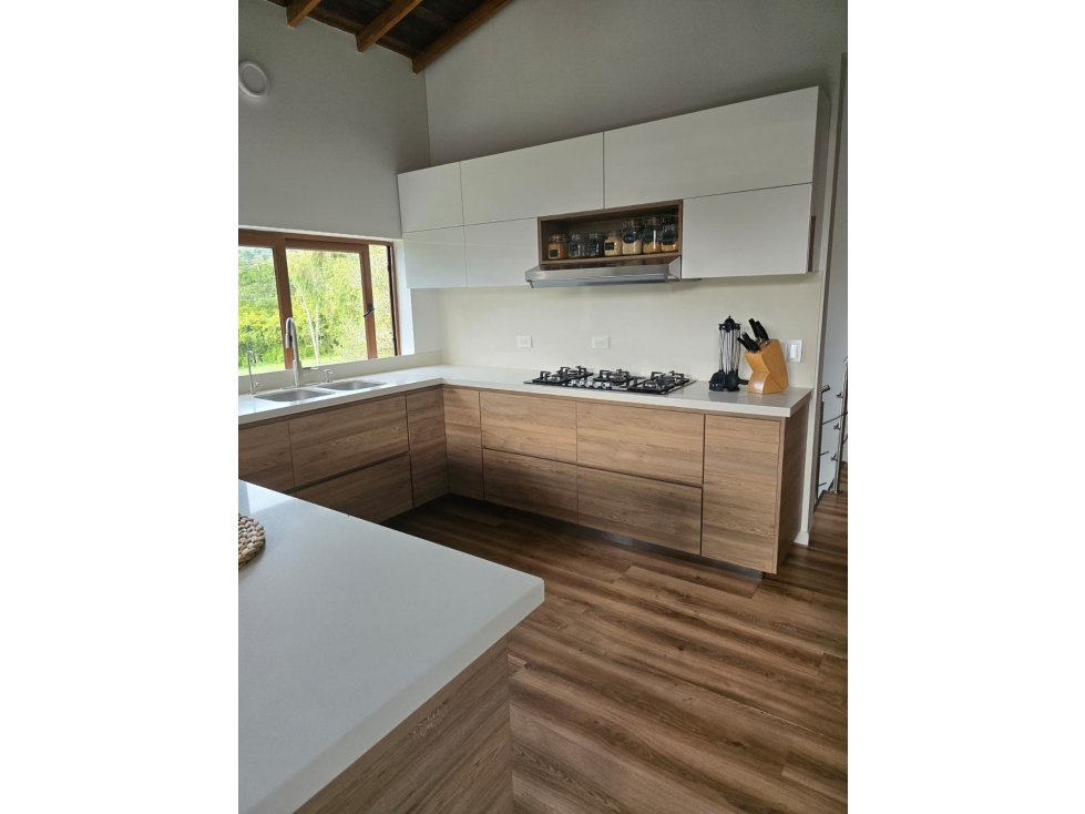 Acogedora casa campestre en Santa Elena, Vda Pantanillo. — foto 2