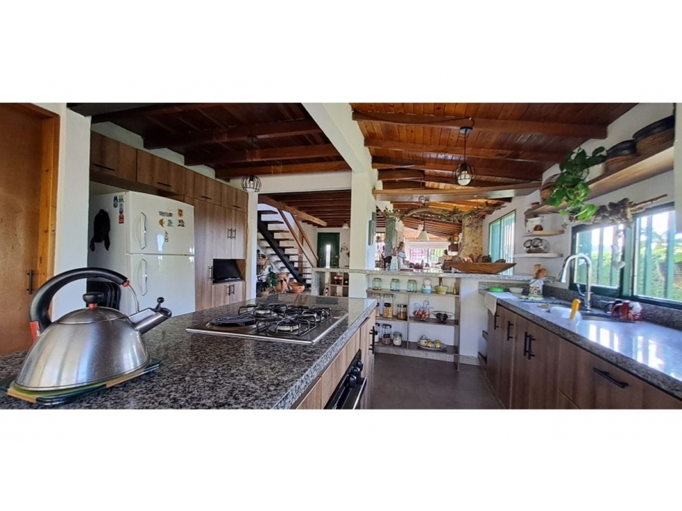 Casa finca en Copacabana con amplio lote y excelente ubicación — foto 6