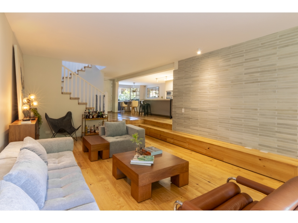 Hermosa casa en venta en sector de el Tesoro - El Poblado — foto 4