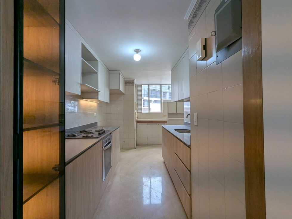 Apartamento en Venta, Cerca a Todo en El Tesoro — foto 6