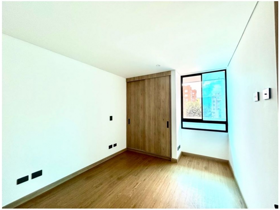 VENTA DE APARTAMENTO EN EDIFICIO EN LA CASTELLANA - MEDELLÍN — foto 6