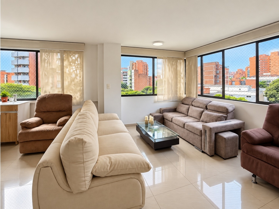 Apartamento dúplex en sector de Laureles — foto 2