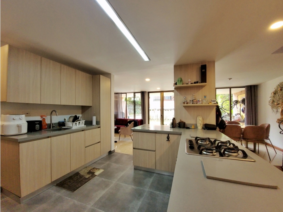 Casa en venta, El Poblado, Medellín — foto 3