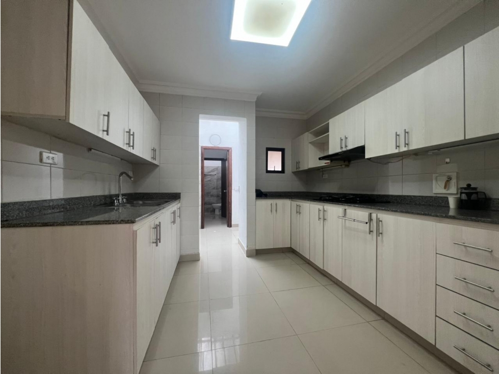 Casa unidad cerrada, piscina Envigado 3 alcobas con baño ó 4 alcobas — foto 6