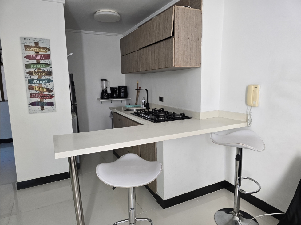 ¡Moderno y cómodo apartamento a la venta en Laureles!