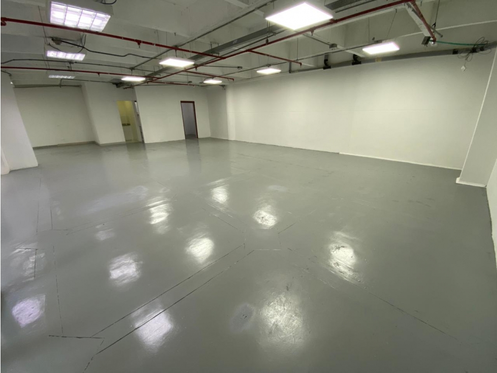 VENTA DE LOCAL COMERCIAL AVES MARIA — foto 6