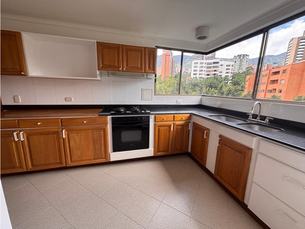 Apartamento para arriendo en El Poblado. — foto 5