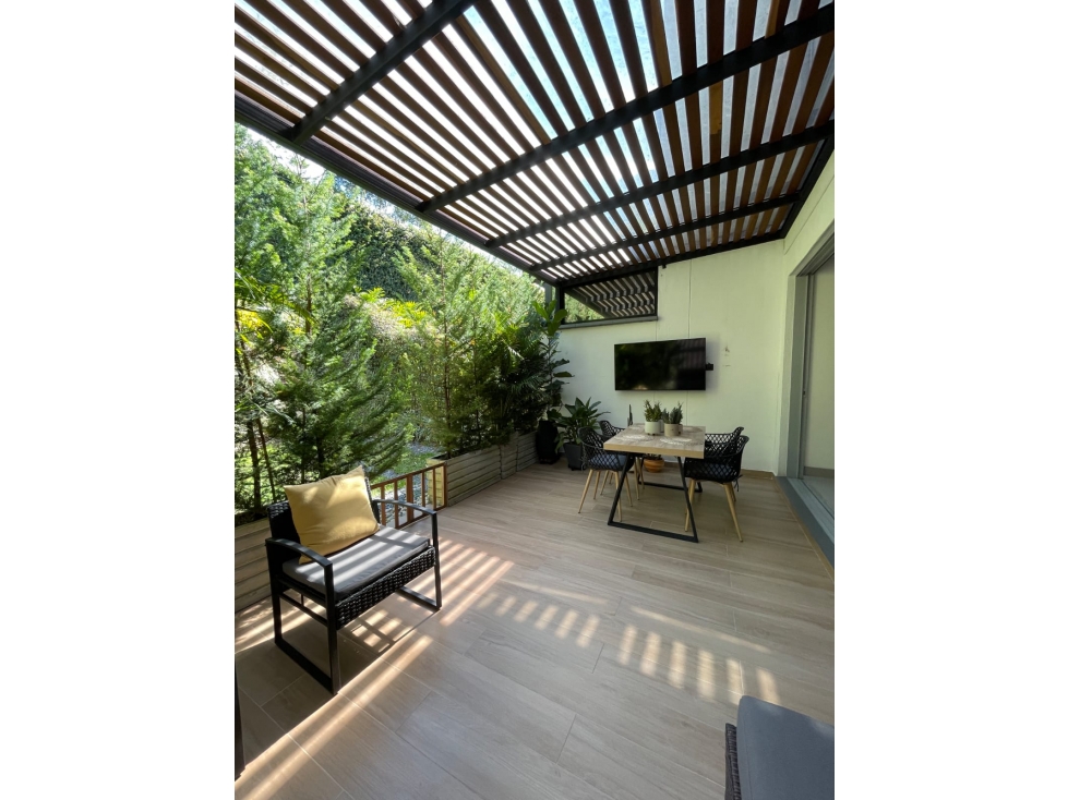 Casa exclusiva en venta Envigado Sector Loma de atravezado — foto 3