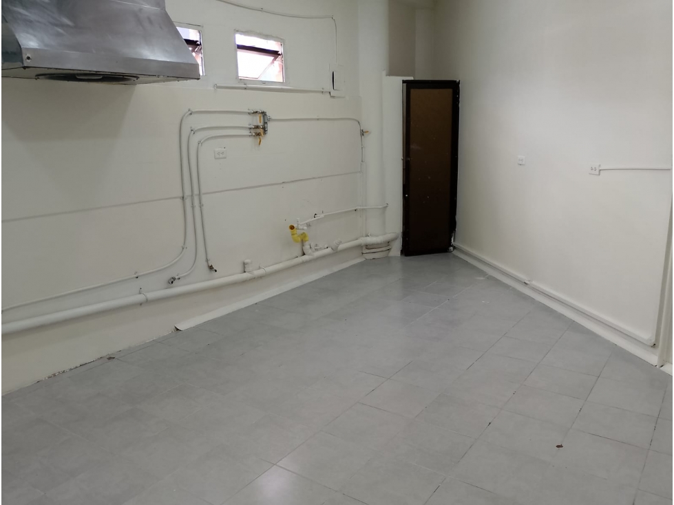 Arriendo local comercial en el sector Itagüí - 4