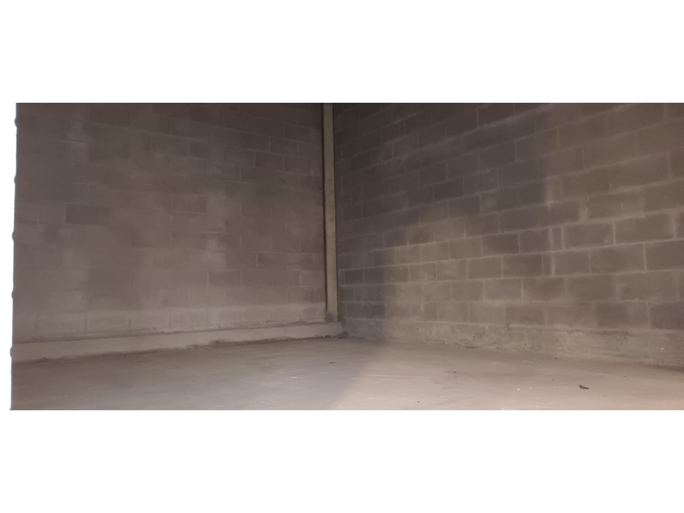 Se vende local comercial en la vía de la moda Itagüí - 2
