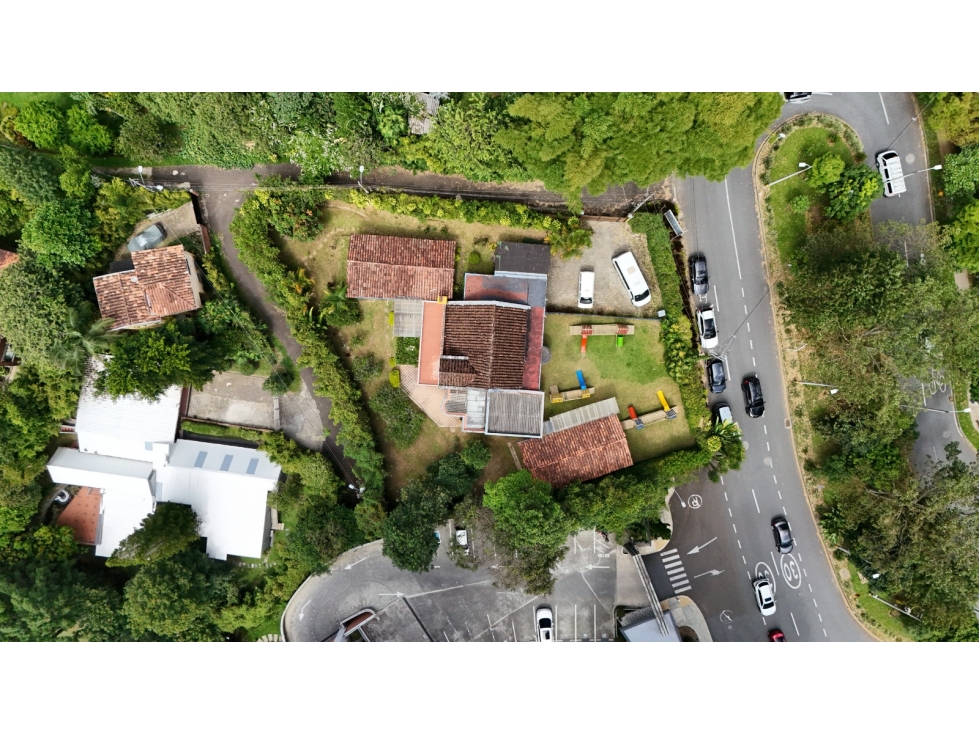 Se vende casa lote en envigado